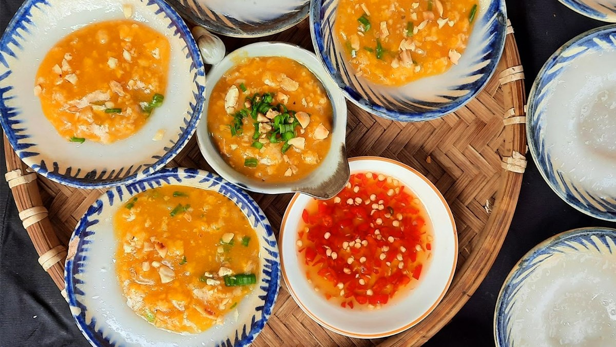 Banh Beo – A Rustic Morning Delight
