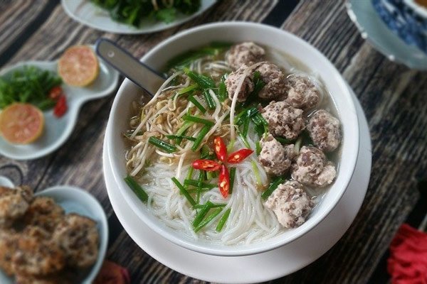 Noodle Soup with Pork Balls