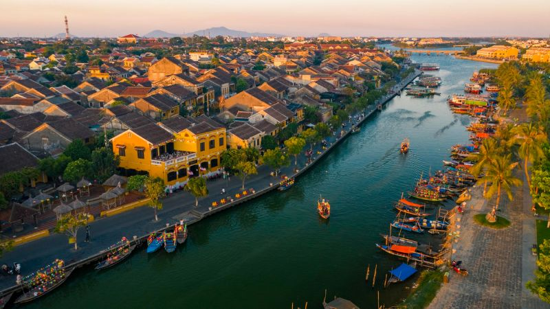 Hoi An Ancient Town (Quang Nam) – A Colorful Realm of Memories