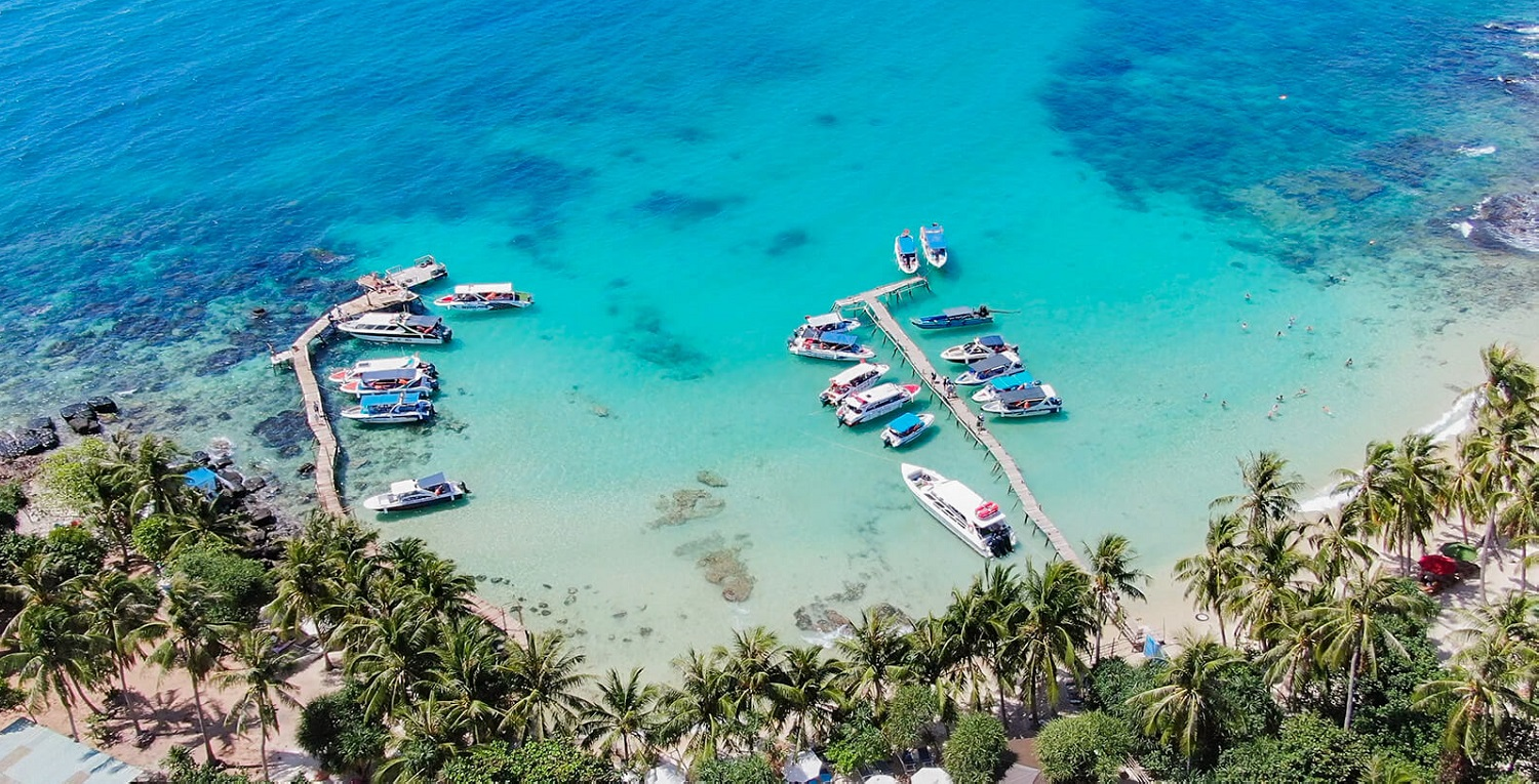 Hon May Rut – A Poetic Beach Paradise