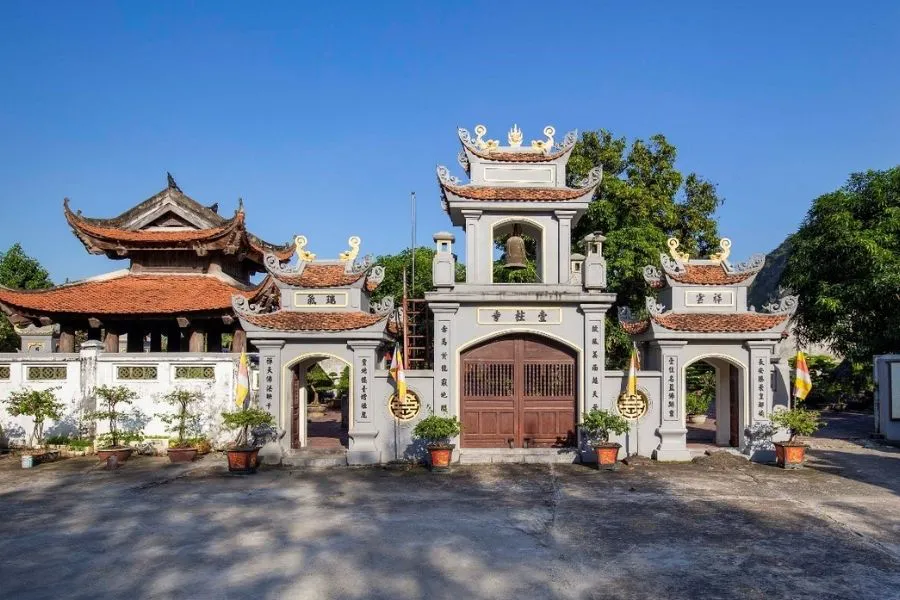 Nhat Tru Pagoda – The Thousand-Year-Old Stone Scripture Pillar